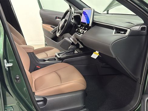 New 2026 Toyota Corolla Cross XLE image 18