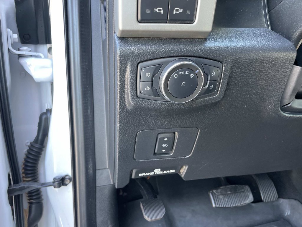 Used 2020 Ford F250 Lariat w/ Lariat Value Package AWD/4WD image 43