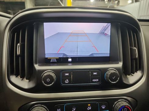 Used 2022 Chevrolet Colorado ZR2 image 23