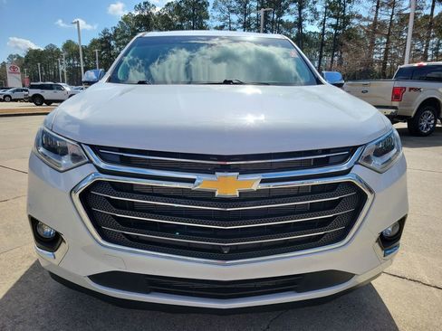 Used 2020 Chevrolet Traverse Premier w/ LPO, Floor Liner Package image 4