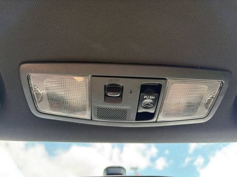 Used 2018 Mitsubishi Outlander SE FWD image 22