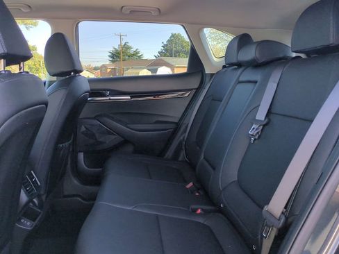 Used 2025 Kia Seltos EX w/ EX Sunroof Package image 14