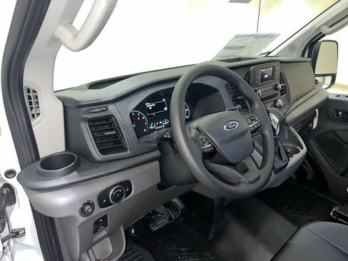 Used 2024 Ford Transit 150 Low Roof RWD image 9