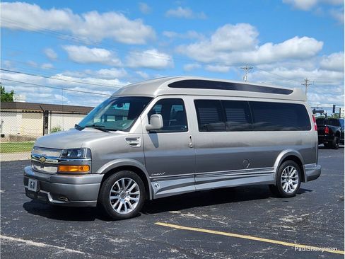 Used 2020 Chevrolet Express 2500 Extended w/ Enhanced Convenience Package RWD image 14