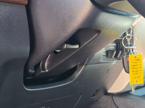 Used 2019 Toyota Tundra Limited w/ Limited Premium Package RWD image 53
