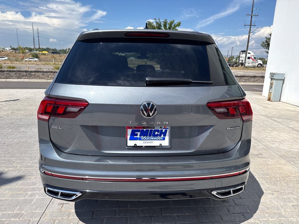 Certified 2023 Volkswagen Tiguan SEL R-Line AWD/4WD image 6