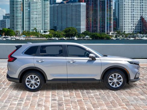 Certified 2024 Honda CR-V LX image 4