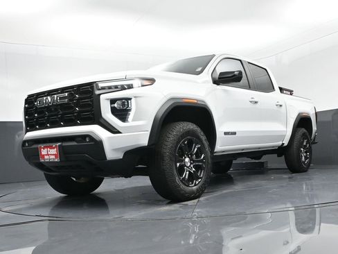 Used 2024 GMC Canyon Elevation w/ Convenience Package image 29