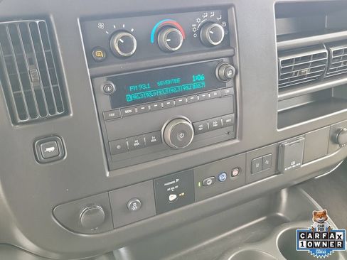 Used 2025 Chevrolet Express 3500 LT w/ LT Preferred Equipment Group RWD image 26