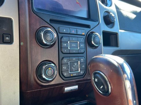 Used 2013 Ford F150 King Ranch w/ King Ranch Chrome Pkg image 23