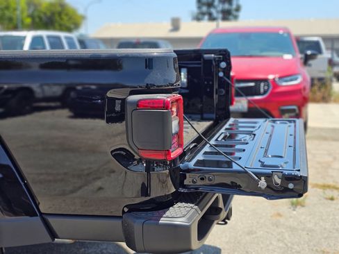 New 2026 Jeep Gladiator Willys AWD/4WD image 7