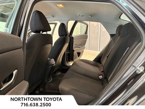 Used 2023 Hyundai Elantra SEL image 20