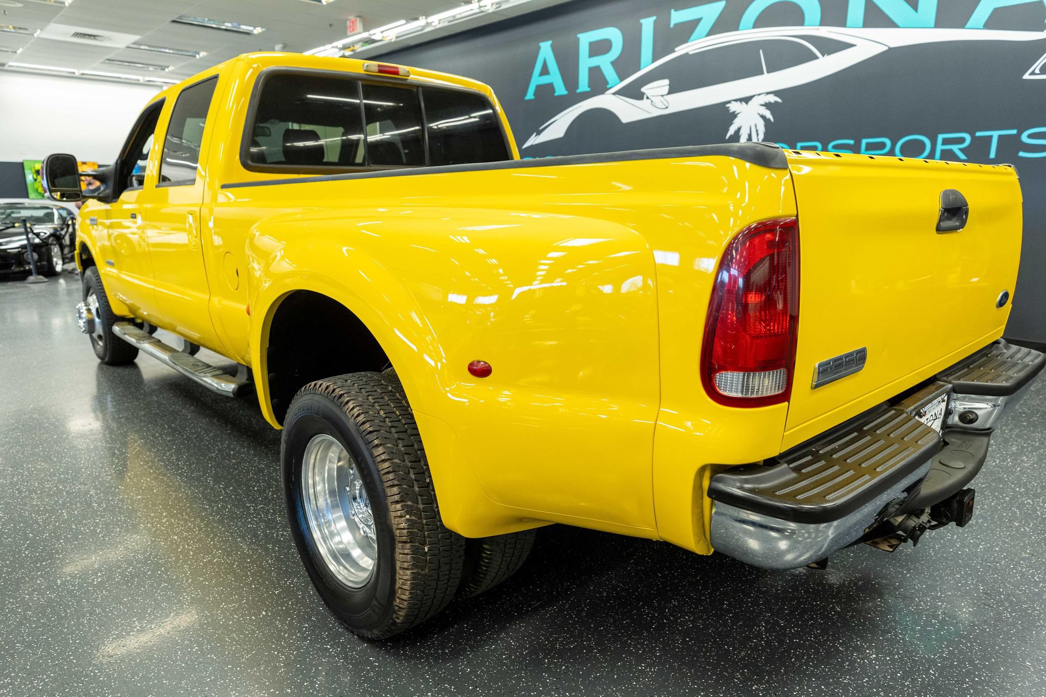 Used 2006 Ford F350 Lariat AWD/4WD image 9