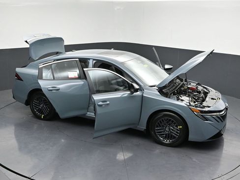 New 2026 Nissan Sentra SV w/ SV Convenience Package FWD image 28
