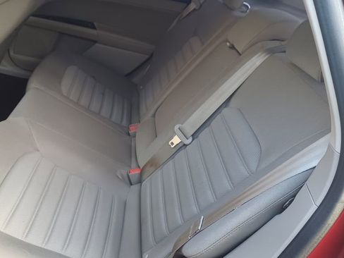 Used 2018 Ford Fusion SE w/ Fusion SE Technology Package image 7