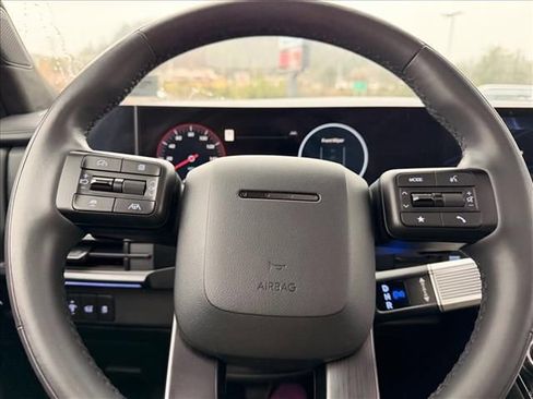 Used 2024 Hyundai Santa Fe Calligraphy image 18