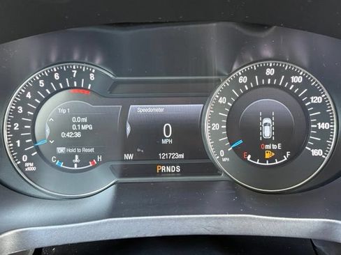 Used 2019 Ford Explorer Platinum AWD/4WD image 15