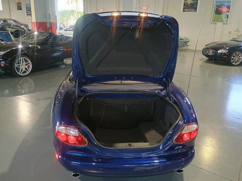 Used 2001 Jaguar XK8 Convertible image 43