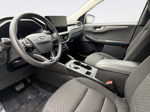Used 2023 Ford Escape Active w/ Tech Pack #2 AWD/4WD image 10
