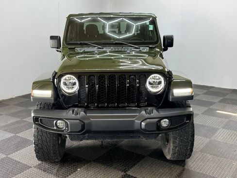 Used 2022 Jeep Gladiator Mojave AWD/4WD image 4