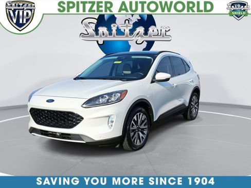 Used 2020 Ford Escape Titanium AWD/4WD image 4