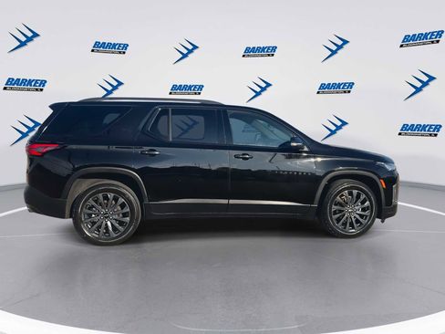 Used 2023 Chevrolet Traverse RS w/ LPO, Floor Liner Package image 4