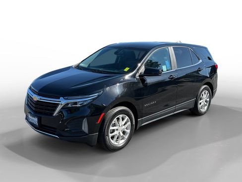 Used 2023 Chevrolet Equinox LT w/ Driver Convenience Package FWD image 1