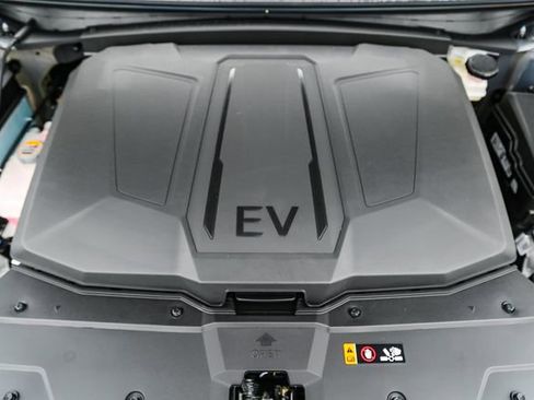 New 2026 Hyundai Ioniq 5 SE image 13