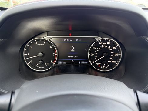 Used 2025 Nissan Altima 2.5 SR w/ SR Premium Package image 19