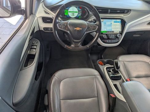 Used 2020 Chevrolet Bolt Premier w/ Infotainment Package image 9