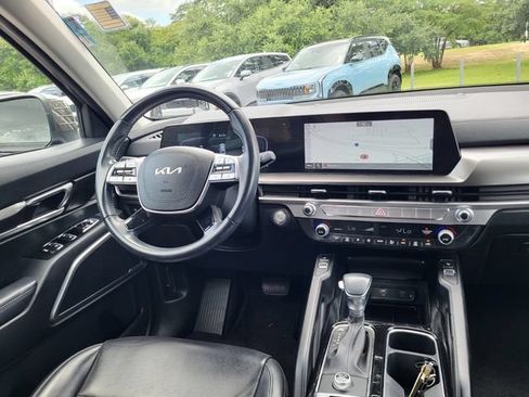Used 2024 Kia Telluride S w/ S Sunroof Package FWD image 15