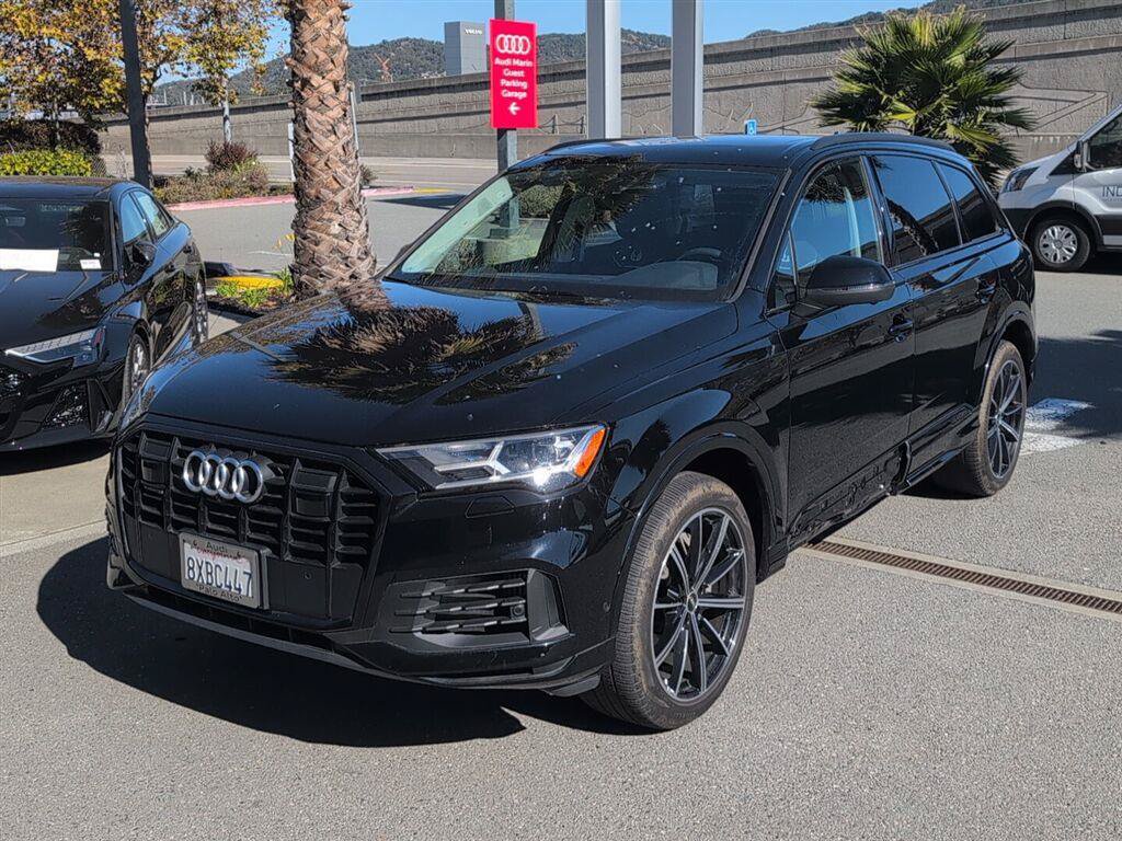 Used 2021 Audi Q7 3.0T Premium Plus w/ Executive Package AWD/4WD image 1
