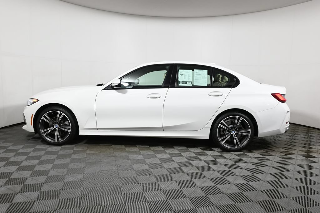 Certified 2023 BMW 330i xDrive Sedan w/ Driving Assistance Package AWD/4WD image 2