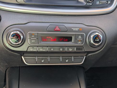 Used 2020 Kia Sorento S AWD/4WD image 20