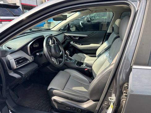 Used 2021 Subaru Outback Limited w/ Popular Package #2 AWD/4WD image 2