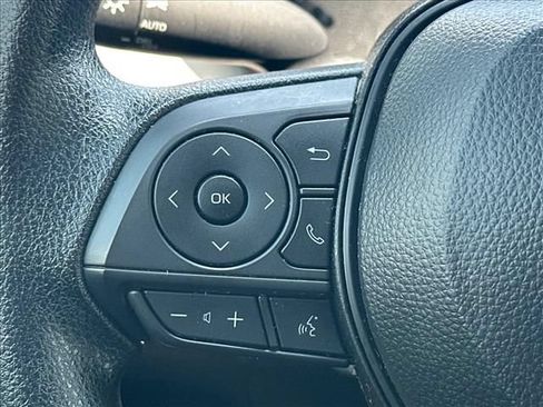 Used 2025 Toyota Corolla LE FWD image 23