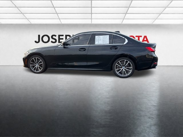Used 2019 BMW 330i xDrive Sedan w/ Driving Assistance Package AWD/4WD image 11