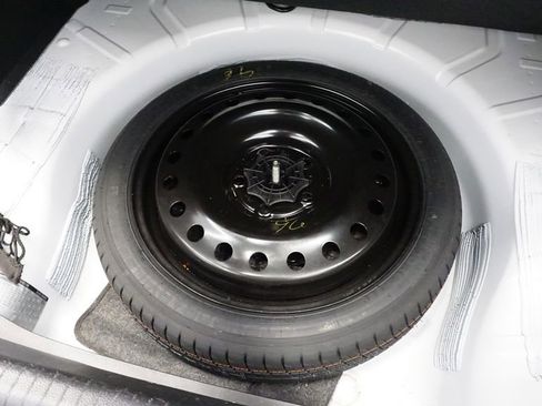 Used 2015 Buick Regal Premium w/ Experience Buick Package image 15