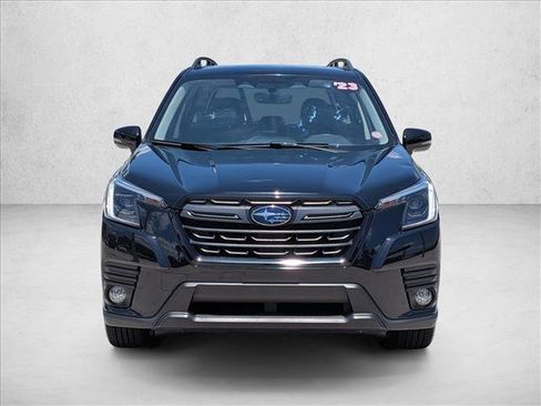 Used 2023 Subaru Forester Limited AWD/4WD image 2