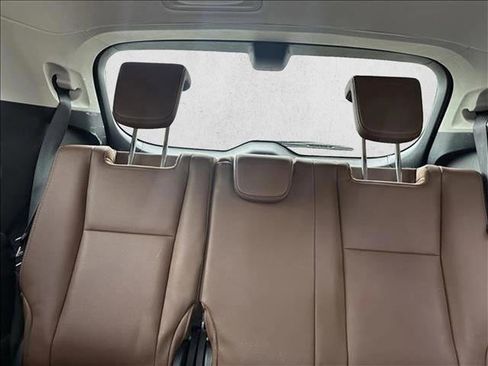 Used 2022 Subaru Ascent Touring image 29