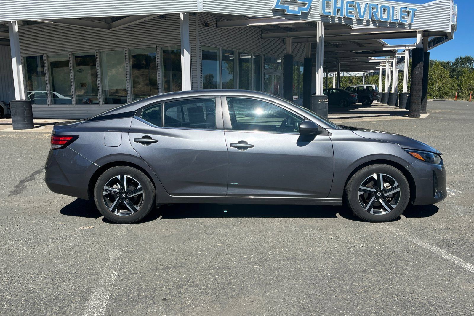 Used 2024 Nissan Sentra SV FWD image 10