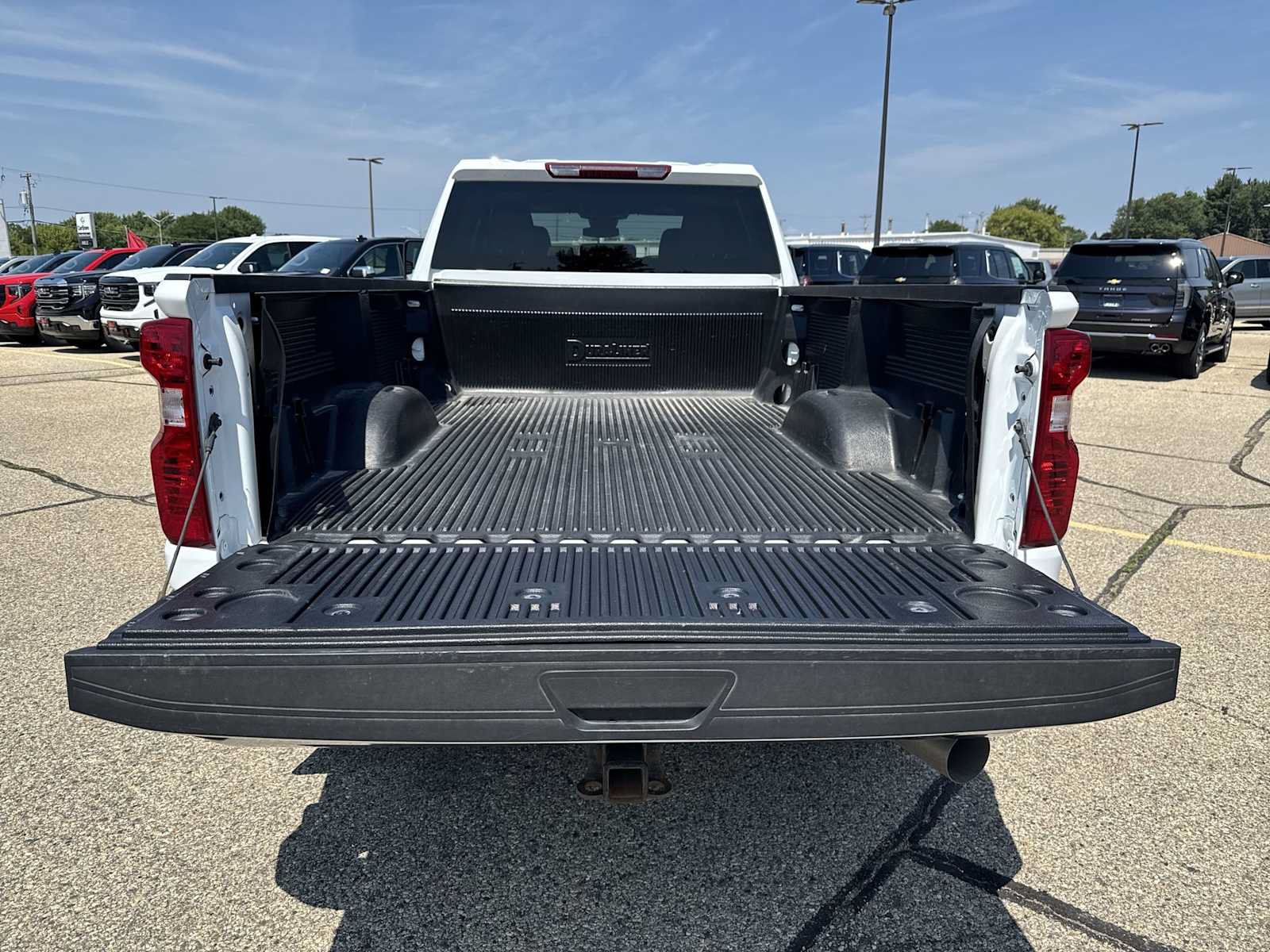 Used 2025 Chevrolet Silverado 2500 LT w/ Convenience Package AWD/4WD image 5