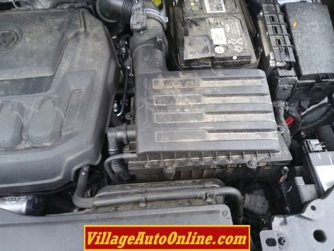 Used 2023 Volkswagen Tiguan SEL R-Line image 38