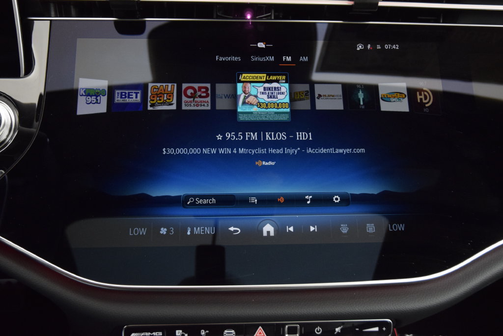 New 2026 Mercedes-Benz E 53 AMG e 4MATIC Sedan image 26