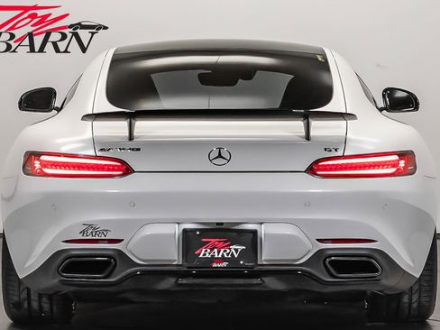 Used 2017 Mercedes-Benz AMG GT Coupe image 4