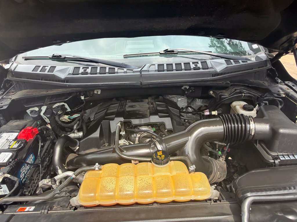 Used 2018 Ford F150 XLT w/ Equipment Group 302A Luxury AWD/4WD image 33