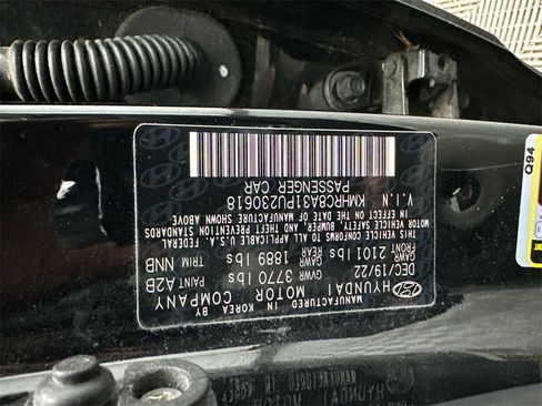 Used 2023 Hyundai Venue SEL image 33