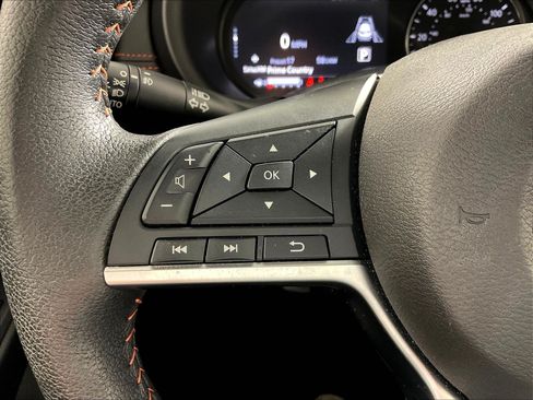 Used 2024 Nissan Kicks SR FWD image 12