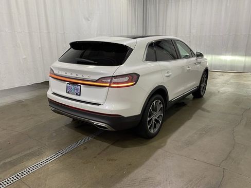 Used 2021 Lincoln Nautilus Reserve w/ Equipment Group 201A image 4