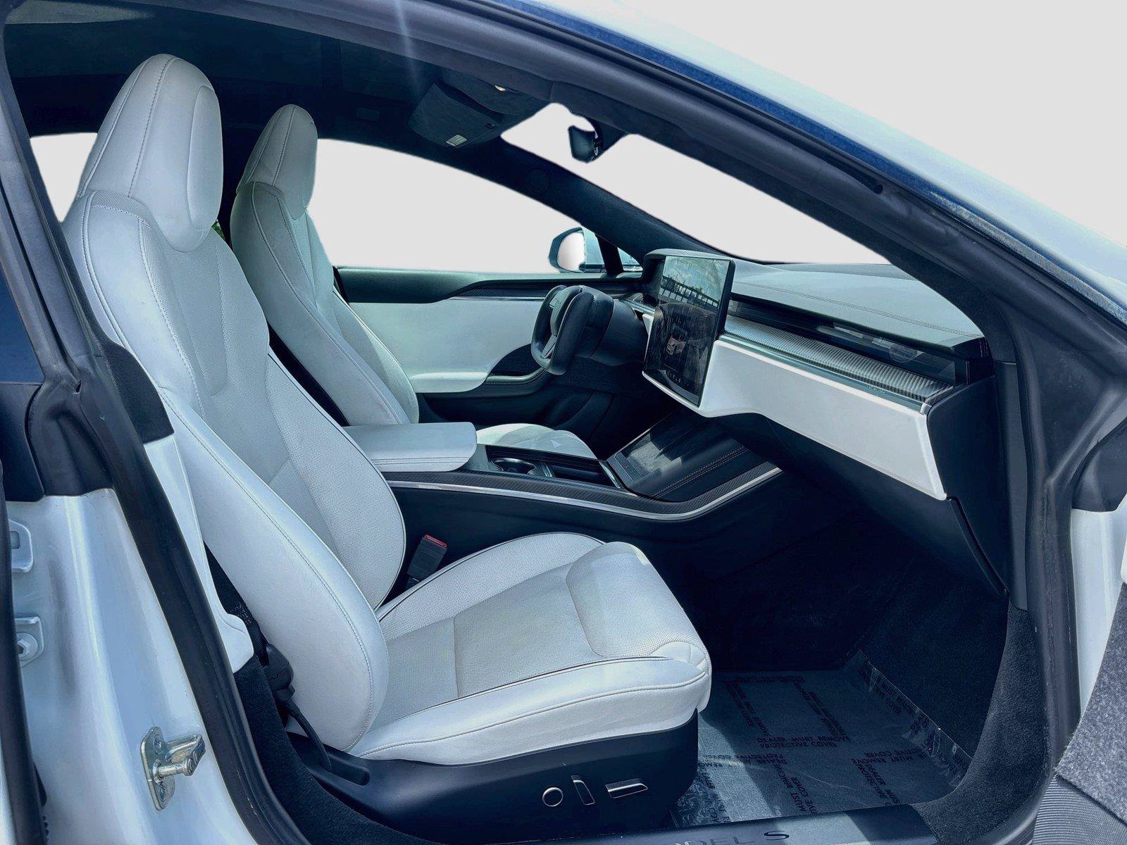 Used 2022 Tesla Model S Plaid AWD/4WD image 28